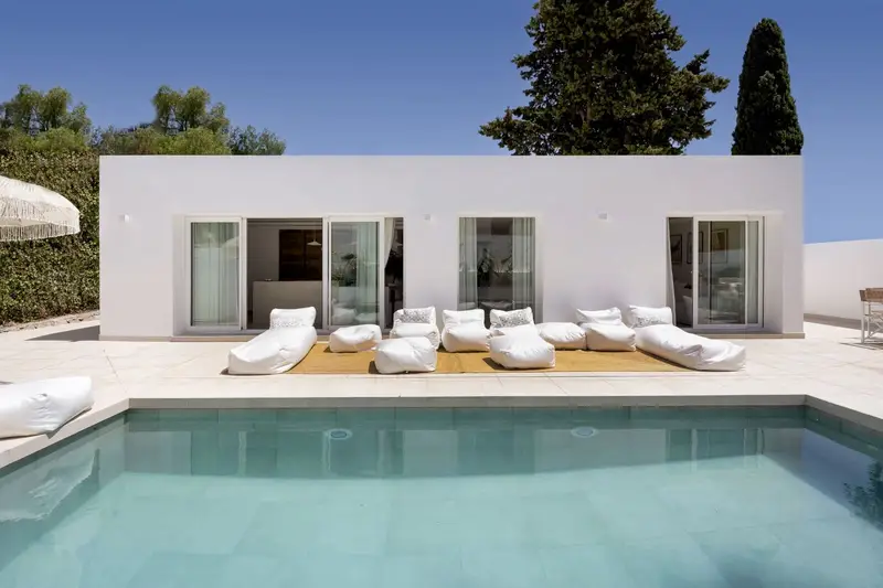 Chalet en Venta Marbella Lujo 4 Dormitorios Piscina Privada