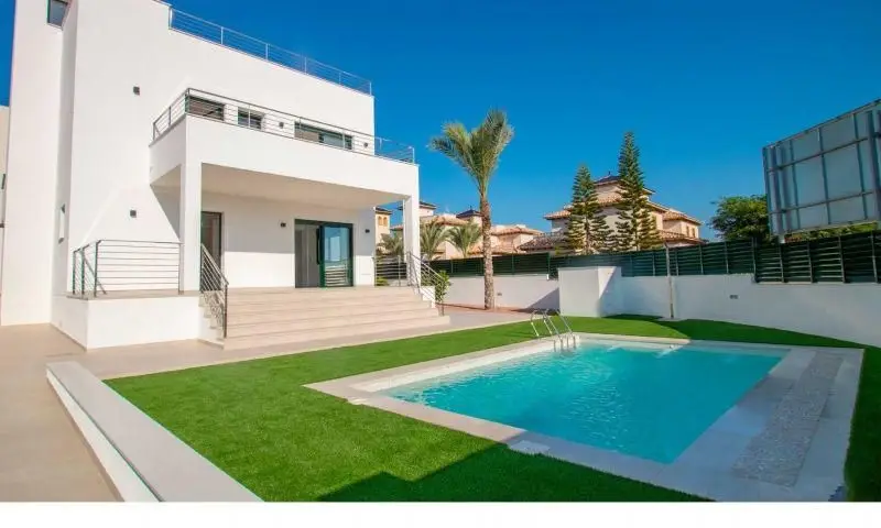 Villa en Venta La Marina 3 Dormitorios Piscina Privada