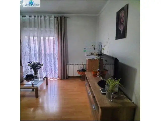 Venta Piso 4 Habitaciones Zona Hospital