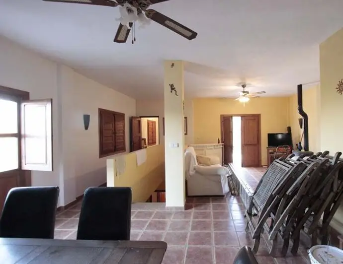 Villa de 4 Dormitorios en Venta en Guaro