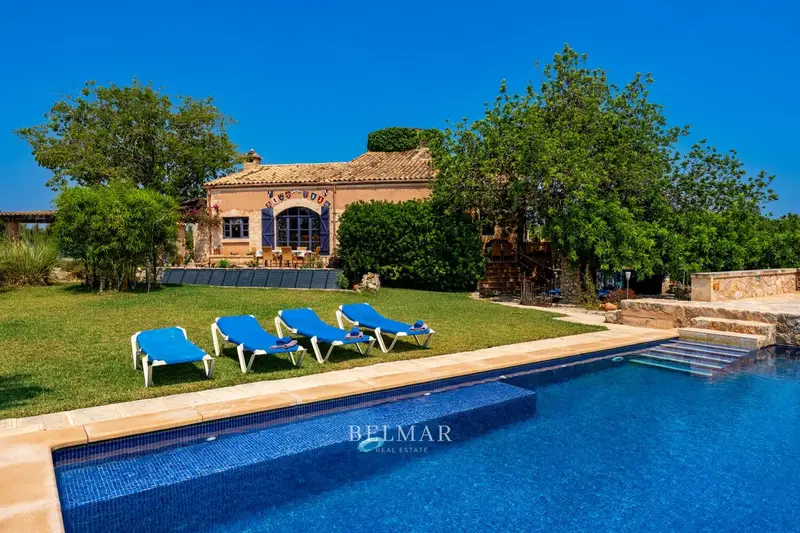 Finca Rustica Mallorca con Vistas al Mar y Piscina Infinita