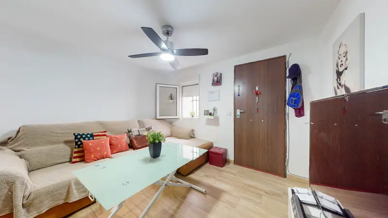 Casa Urbana en Alozaina con 92m2 y Terraza