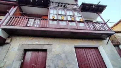 Chalet adosado en venta en Calle del Pozo