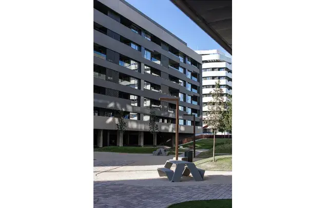 Rent 2 bedroom house of 88 m² in Madrid