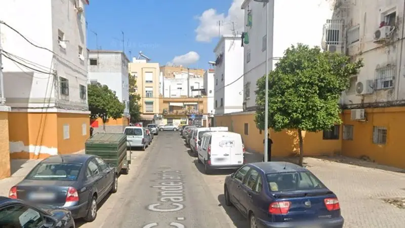 Casa en Subasta Sevilla Calle Candelabro 53m2