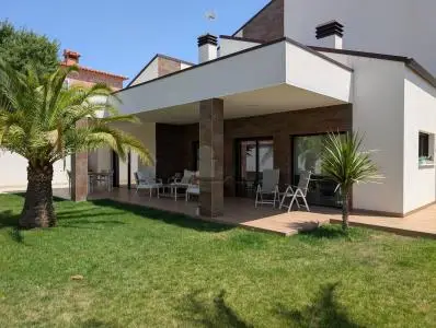Chalet independiente en Alalpardo con jardín y domótica