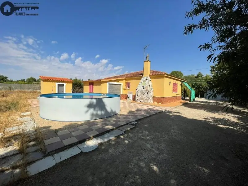 Venta Parcela con Chimenea Casas Viejas Albacete
