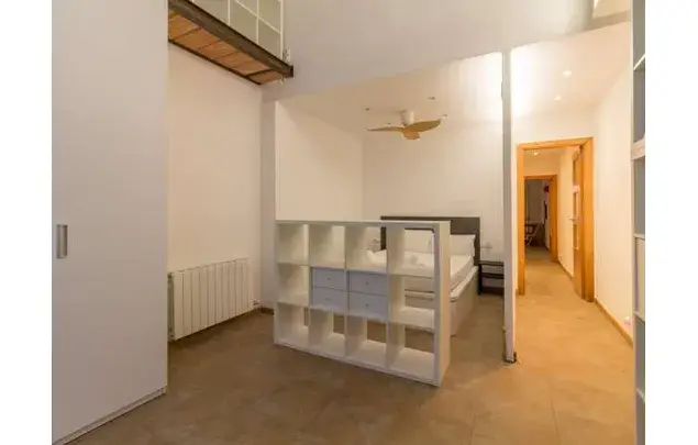 Estudio 80m² en Barcelona con Balcón