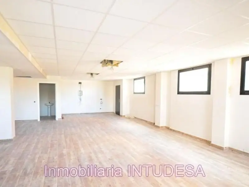 venta Local Comercial en Tudela, Navarra (MZH-2282-1)- Globaliza