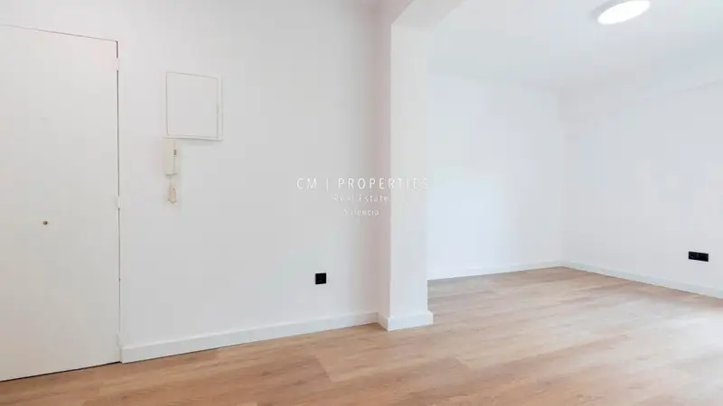 Piso Reformado 4 Dormitorios 2 Baños Valencia