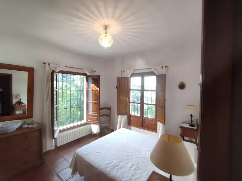 Venta Casa con calefacción en Centro Grazalema HU7053