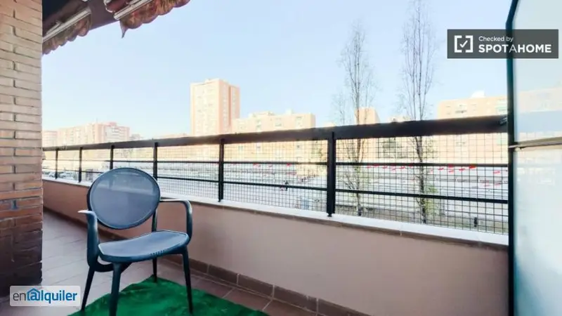 Habitacion en piso compartido Barcelona Gran Via Les Corts