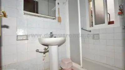 Piso en venta Ronda planta baja para reformar 3 habitaciones