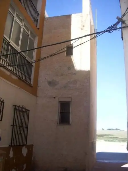 Venta Solar Centro Torrevieja Proyecto Incluido