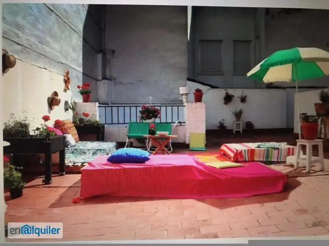 Alquiler piso 3 dormitorios centro terraza y aire acondicionado