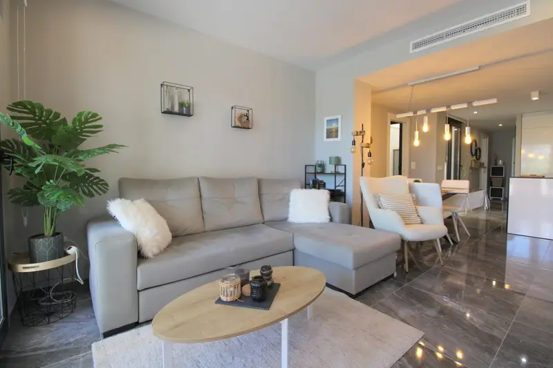 Apartamento 2 Dormitorios Villamartin
