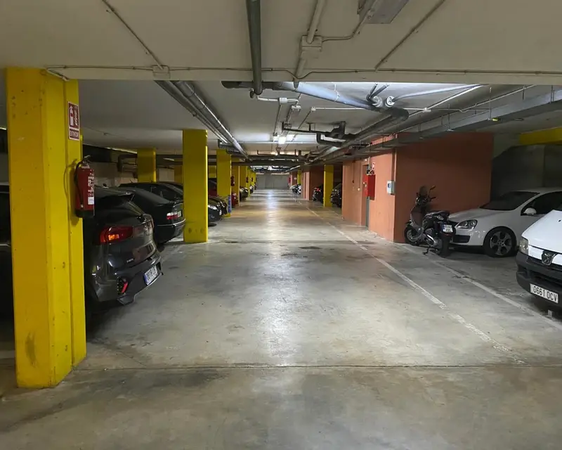 Garaje en Venta Sant Adria de Besos 23m2 Av Catalana