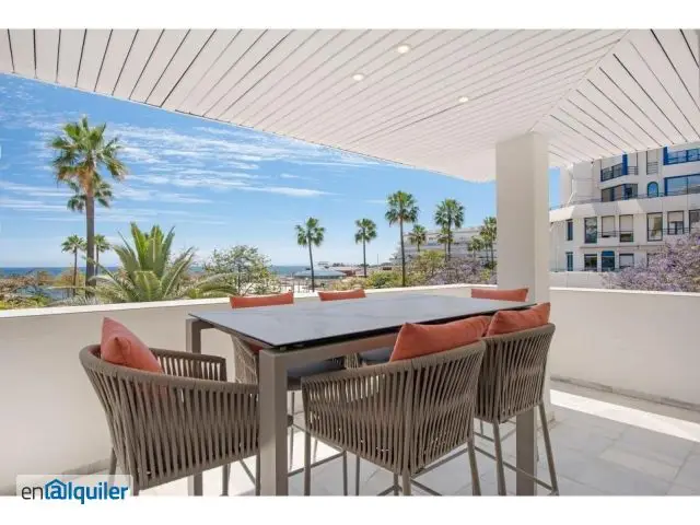 Alquiler piso terraza Marbella pueblo