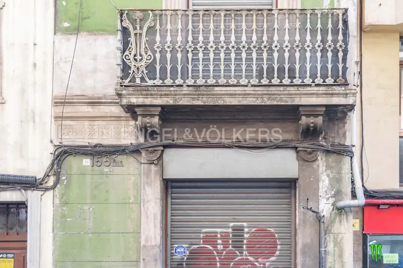 Casa con Encanto en La Bordeta Barcelona Reforma Integral