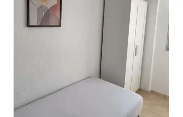 Alquiler de habitaciones en Almeria piso amueblado