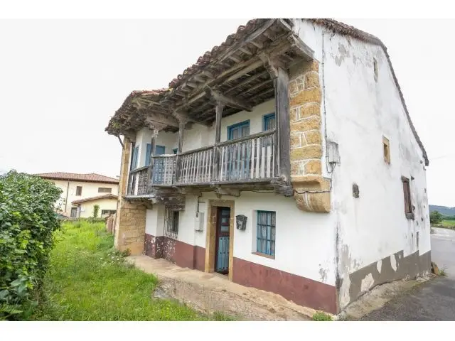Casa con Parcela en Villanueva de Colombres - Reforma Integral