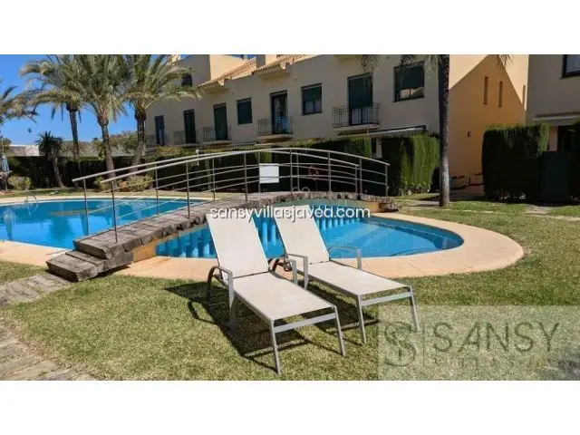 Casa Adosada en Jávea 4 Dormitorios 3 Baños Garaje Cerca Playa