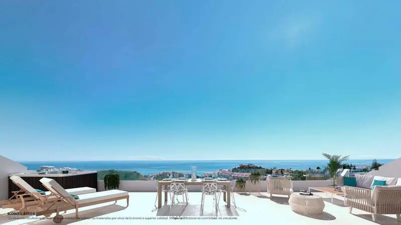 Ático de Lujo en Venta en Fuengirola 2 Dormitorios