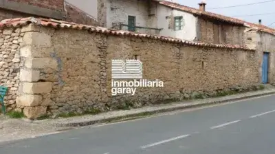 Casa en Venta en Escaño 4 Dormitorios Amplio Patio