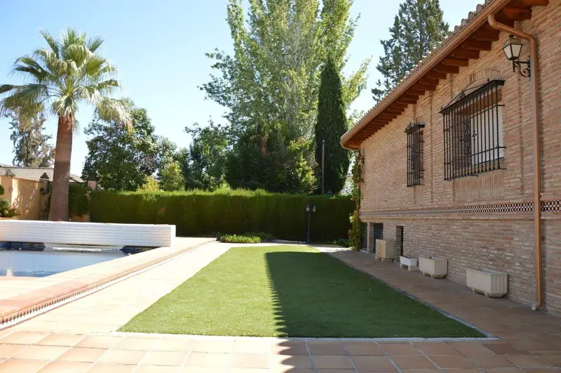 Chalet en venta en Ogíjares Granada
