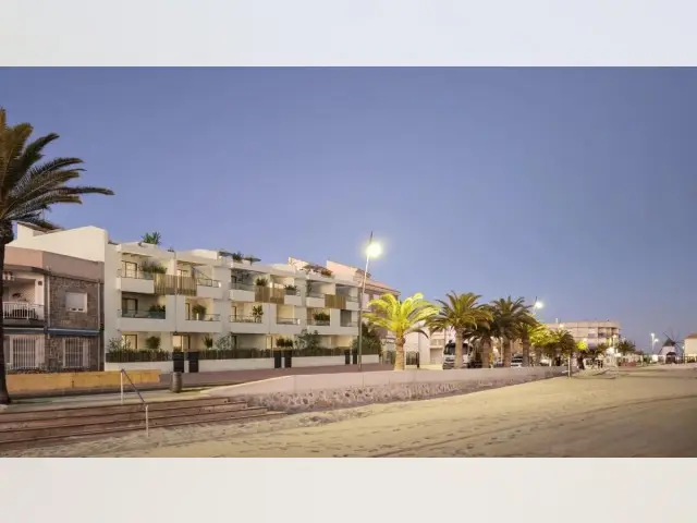 Piso de 2 Dormitorios en venta Playa-Villananitos, España