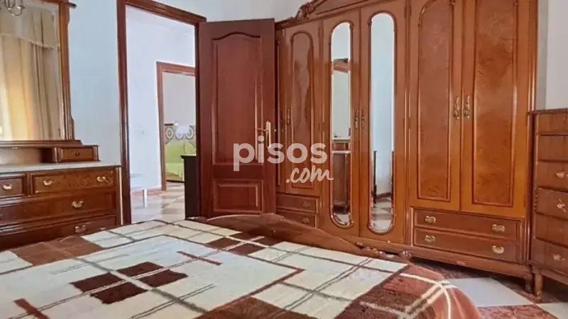 Casa Rustica en Brenes 4 Dormitorios 2 Salones Centro