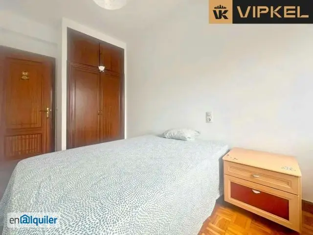 Alquiler piso estudiantes Santiago Compostela 76m2 3 habitaciones