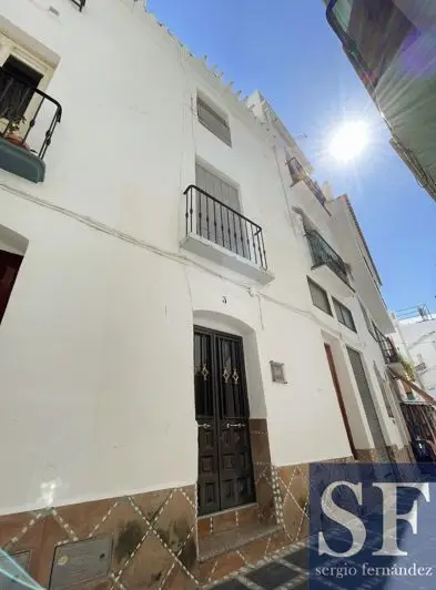 Casa en Venta Cómpeta 3 Dormitorios 2 Baños Terraza Vistas