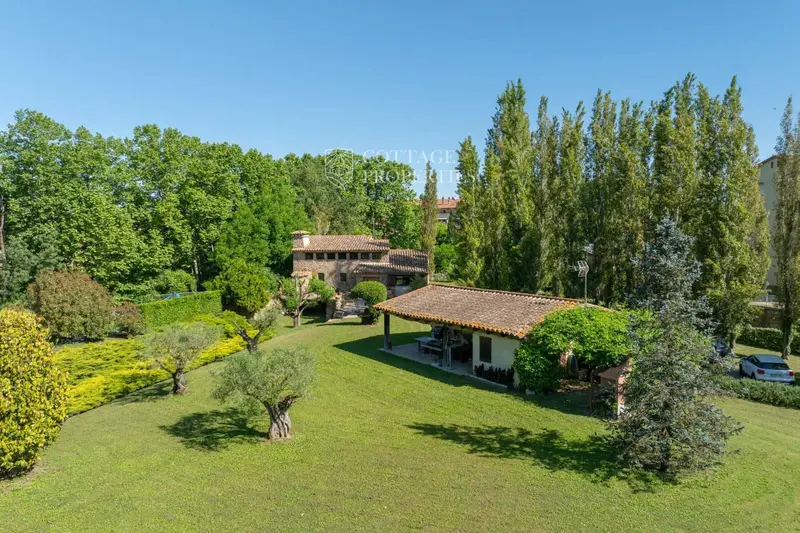 Masia con Molino de Agua en Flaca Girona