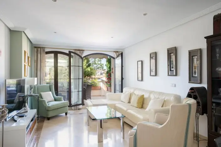 Apartamento 2 Dormitorios Los Arqueros Golf Benahavis