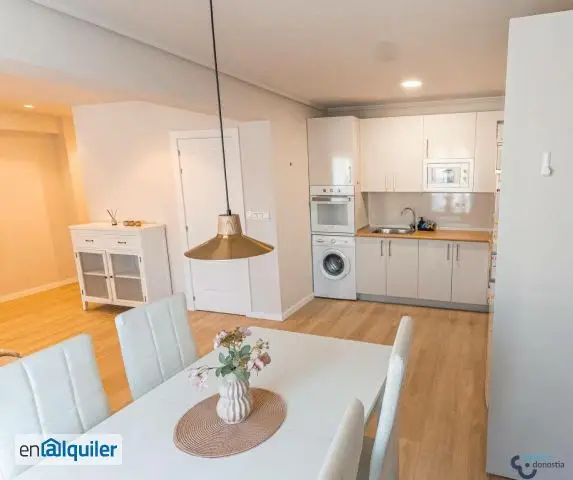 Alquiler de Piso 2 dormitorios, 1 baños, 0 garajes, Buen estado, en Hernani, Guipuzcoa