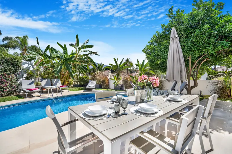 Casa Villa 4 Dormitorios Alquiler Marbella