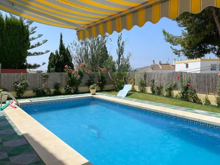 Villa 4 Dormitorios en El Coto Fuengirola