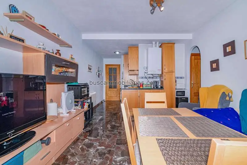 Piso en Venta en Armilla 2 Dormitorios Cerca del Ayuntamiento