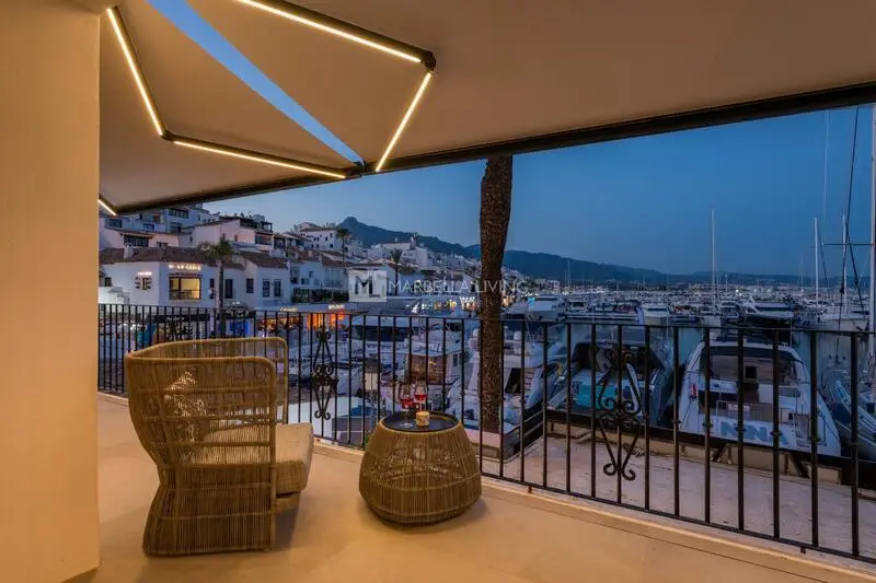 Apartamento en venta Puerto Banus Malaga