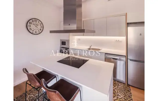 Alquiler Apartamento Lujo 3 Habitaciones Barcelona Cerca Plaza Cataluña