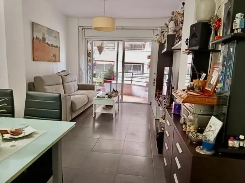 venta Piso en Distrito 6, Tarragona (48405678438.101800)- Globaliza