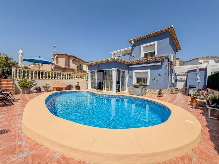 Villa de 2 dormitorios en venta cerca de Beniarbeig