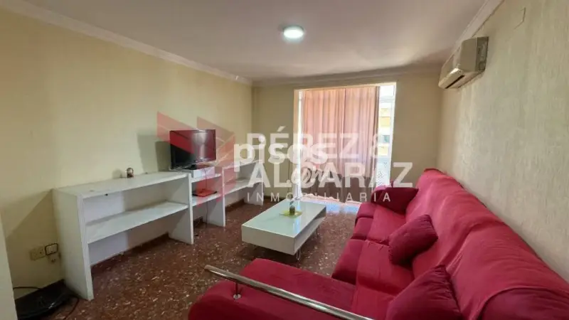 Piso en venta en Avenida de Santa Ana, cerca de Calle de la Sevillana
