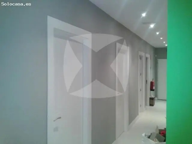 Local en Alquiler 90m2 Cerro de Reyes Entrada Independiente