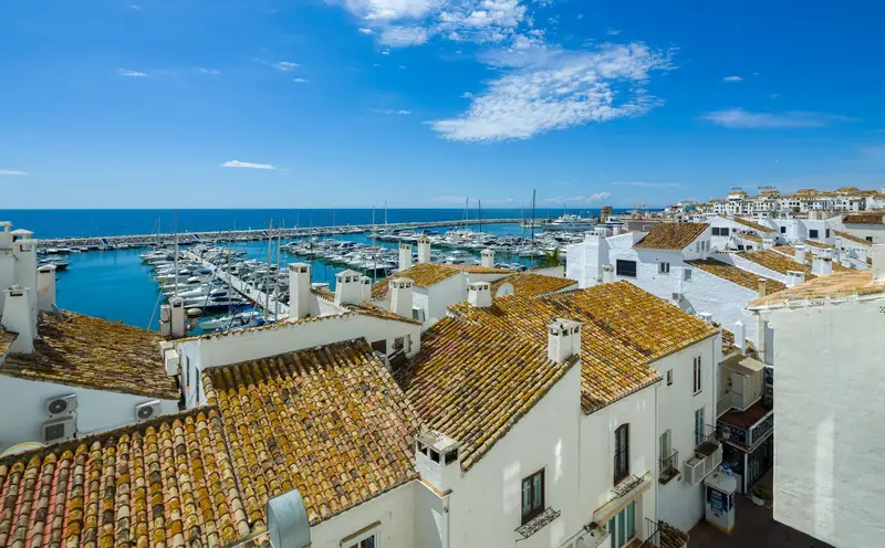 Apartamento 2 Dormitorios Puerto Banus Vistas al Mar