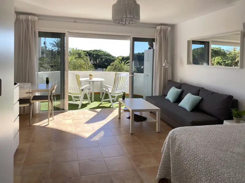 Estudio en Venta Marbesa  Cerca de la Playa Piscina Wifi