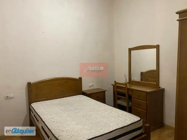 Alquiler Piso Estudiantes Centro Ciudad 4 habitaciones