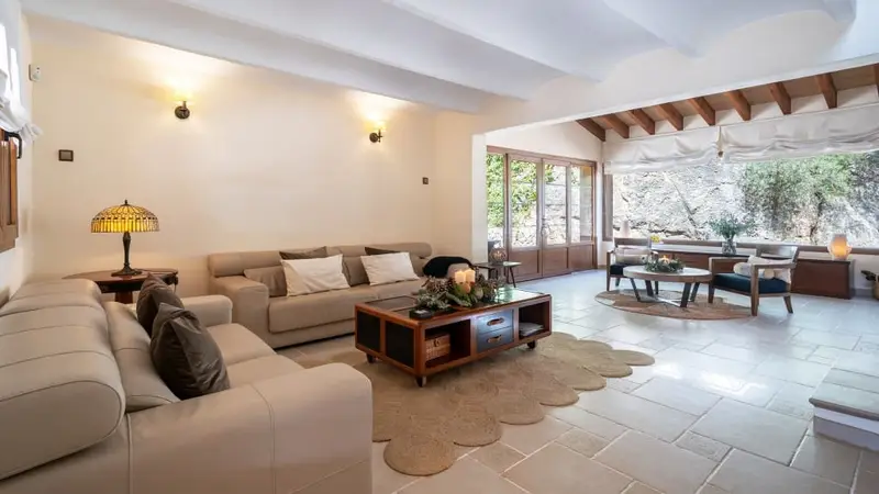 Finca en Venta Calvia Mallorca 4 Dormitorios Piscina Jardin