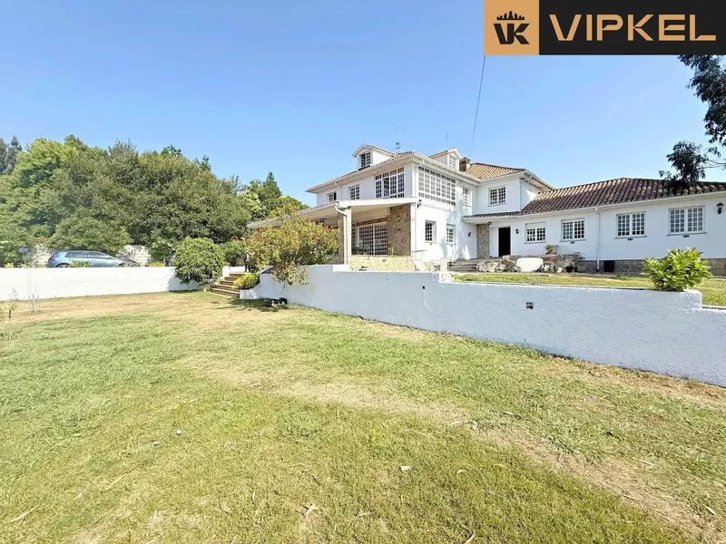 Casa en venta en Ares 740m2 7 dormitorios